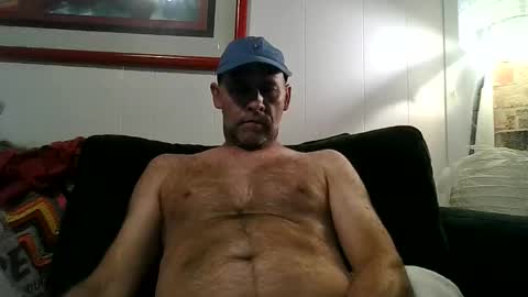 Snapshot of 4nuf chatting on 05-19-26, 05:41 4nuf online show from 05-19-26, 05:41