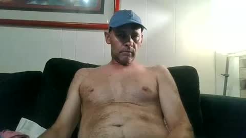 Snapshot of 4nuf chatting on 06-14-26, 05:42 4nuf online show from 06-14-26, 05:42