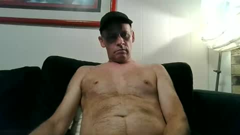 Snapshot of 4nuf chatting on 06-15-26, 03:58 4nuf online show from 06-15-26, 03:58
