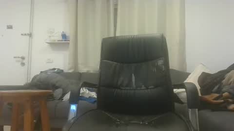 Snapshot of 55555558 chatting on 01-12-25, 03:57 crazy101 online show from 01-12-25, 03:57
