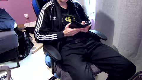 Larese Carlo online show from 02-08-25, 09:03