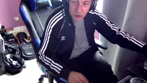 Larese Carlo online show from 02-10-25, 11:04