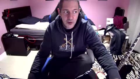 Larese Carlo online show from 03-29-26, 06:19