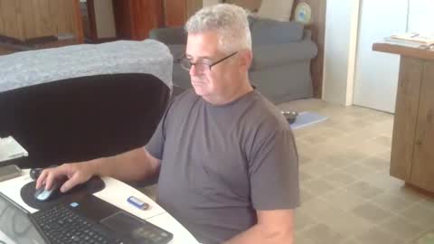 Snapshot of 55mnc chatting on 10-21-25, 06:08 Joe online show from 10-21-25, 06:08