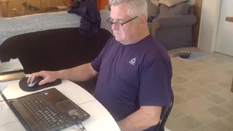 Snapshot of 55mnc chatting on 11-30-25, 03:16 Joe online show from 11-30-25, 03:16