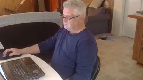 Snapshot of 55mnc chatting on 12-05-25, 06:37 Joe online show from 12-05-25, 06:37