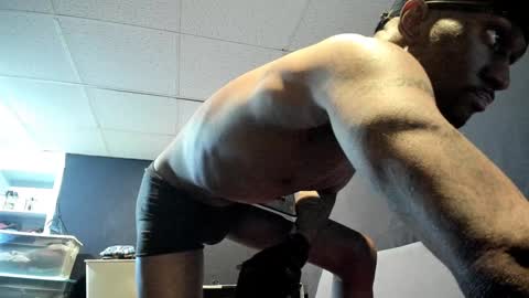 Snapshot of 5hbk chatting on 01-02-25, 11:38 Tettaz GetitJusy4ya online show from 01-02-25, 11:38