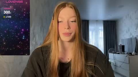 Snapshot of 5th_e1ement chatting on 03-09-25, 10:19 5th_e1ement online show from 03-09-25, 10:19