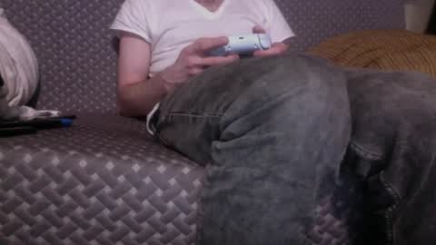 Chris online show from 02-18-25, 01:00