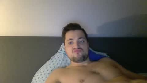 Snapshot of 69baby69baby chatting on 01-06-25, 09:00 69baby69baby online show from 01-06-25, 09:00