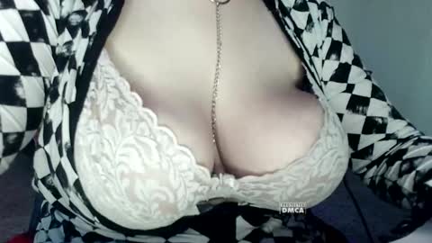 6_dream_9 online show from 11-18-25, 06:51