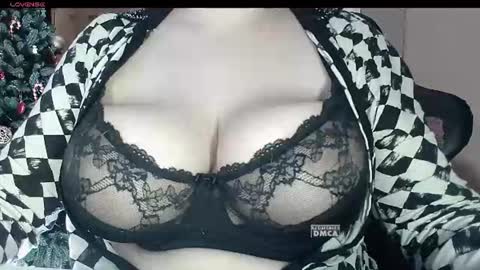 Snapshot of 6_dream_9 chatting on 07-17-26, 08:03 6_dream_9 online show from 07-17-26, 08:03