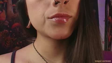 B R I E L A  online show from 05-27-26, 05:48