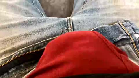 Snapshot of 6inchboytoy chatting on 03-07-25, 06:54 6inchboytoy online show from 03-07-25, 06:54