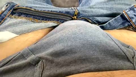 Snapshot of 6inchboytoy chatting on 11-07-25, 01:55 6inchboytoy online show from 11-07-25, 01:55