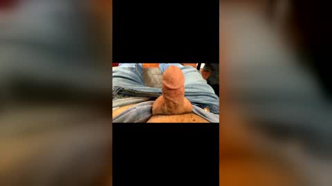 Snapshot of 6inchboytoy chatting on 12-02-25, 08:26 6inchboytoy online show from 12-02-25, 08:26