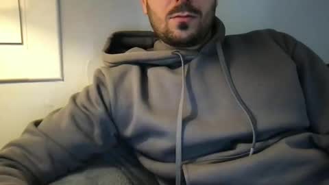 Snapshot of 6tu chatting on 02-12-26, 07:42 6tu online show from 02-12-26, 07:42