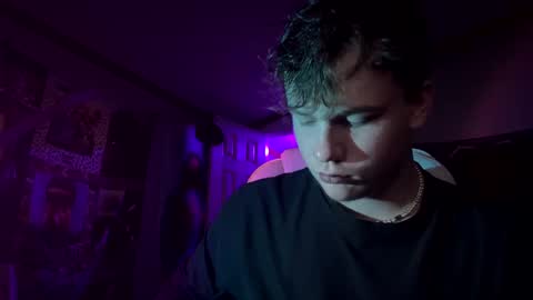 Snapshot of 710lemonade420 chatting on 12-17-24, 12:43 lemonade online show from 12-17-24, 12:43