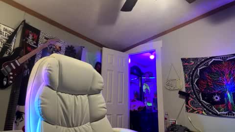 Snapshot of 710lemonade420 chatting on 02-07-25, 03:23 lemonade online show from 02-07-25, 03:23