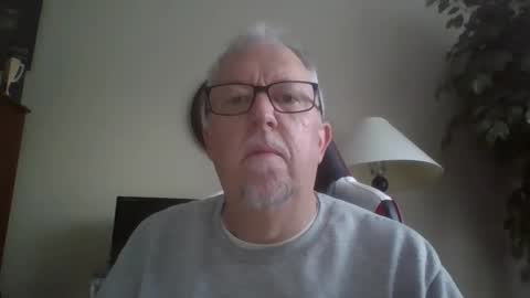 72funguy71 online show from 03-11-25, 11:15