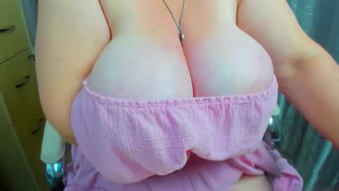 Snapshot of 777_brendi_777 chatting on 11-17-25, 02:56 Brendi online show from 11-17-25, 02:56