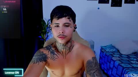 Snapshot of 777_stefantransmen chatting on 11-15-25, 06:26 Stefan online show from 11-15-25, 06:26