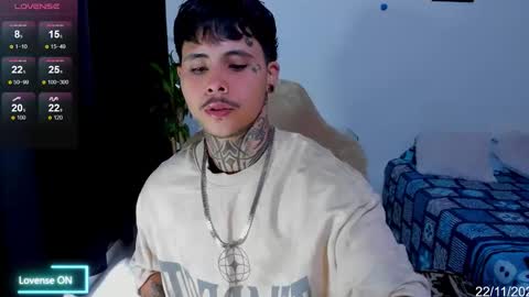 Snapshot of 777_stefantransmen chatting on 11-22-25, 08:19 Stefan online show from 11-22-25, 08:19