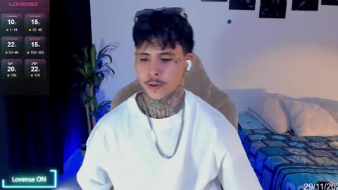 Snapshot of 777_stefantransmen chatting on 11-29-25, 09:18 Stefan online show from 11-29-25, 09:18