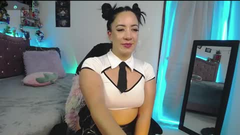 Scarlett online show from 04-13-26, 03:56