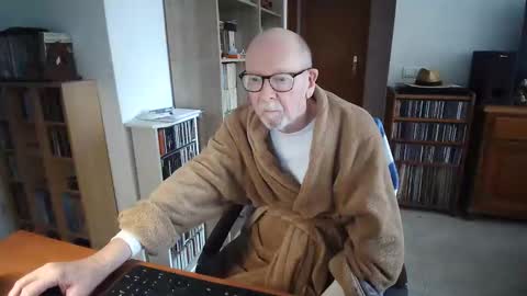 Snapshot of 7thsojourn chatting on 01-17-26, 09:36 Papi online show from 01-17-26, 09:36