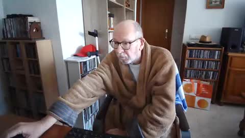 Snapshot of 7thsojourn chatting on 02-07-26, 11:14 Papi online show from 02-07-26, 11:14