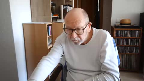 Snapshot of 7thsojourn chatting on 02-14-26, 11:07 Papi online show from 02-14-26, 11:07