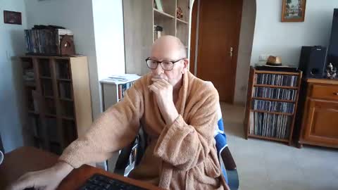 Snapshot of 7thsojourn chatting on 02-25-26, 10:03 Papi online show from 02-25-26, 10:03