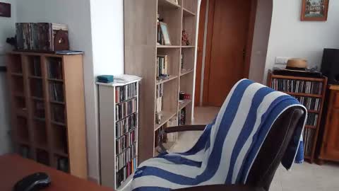  Papi  online show from 04-21-26, 08:31