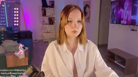 Snapshot of 819sunflowerinahat2016 chatting on 11-05-25, 03:45 Cornelia and Dante online show from 11-05-25, 03:45