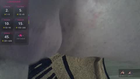 Snapshot of 81_harterschwanz chatting on 12-22-25, 06:21 Maximilian Max online show from 12-22-25, 06:21