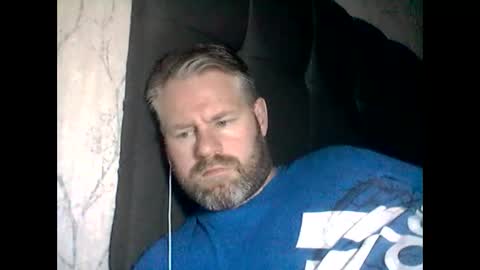 Snapshot of 81jonnyx chatting on 01-09-25, 11:02 81jonnyx online show from 01-09-25, 11:02