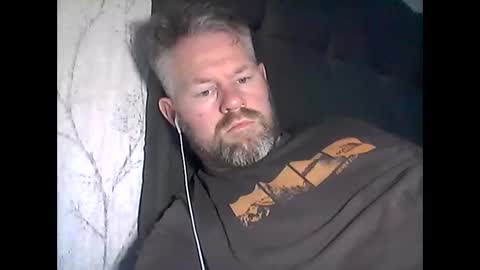 Snapshot of 81jonnyx chatting on 02-02-25, 02:24 81jonnyx online show from 02-02-25, 02:24