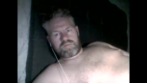 Snapshot of 81jonnyx chatting on 02-16-25, 05:48 81jonnyx online show from 02-16-25, 05:48