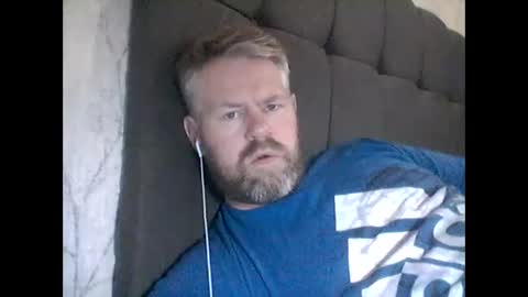 Snapshot of 81jonnyx chatting on 02-20-25, 10:16 81jonnyx online show from 02-20-25, 10:16