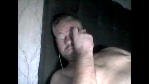 Snapshot of 81jonnyx chatting on 10-12-25, 08:46 81jonnyx online show from 10-12-25, 08:46