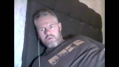 Snapshot of 81jonnyx chatting on 10-16-25, 07:48 81jonnyx online show from 10-16-25, 07:48