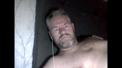 Snapshot of 81jonnyx chatting on 10-19-25, 07:20 81jonnyx online show from 10-19-25, 07:20