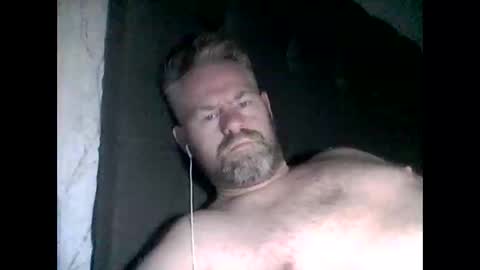 Snapshot of 81jonnyx chatting on 11-26-25, 08:26 81jonnyx online show from 11-26-25, 08:26