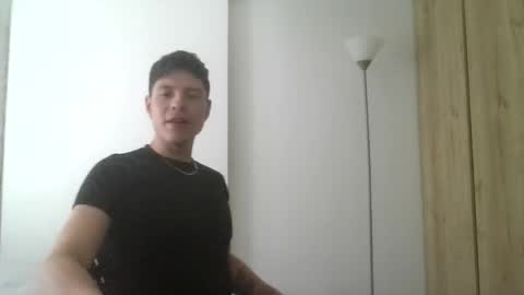 82tomas online show from 04-21-26, 04:01