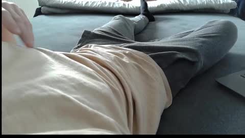 Snapshot of 87johnny chatting on 12-07-24, 08:55 87johnny online show from 12-07-24, 08:55