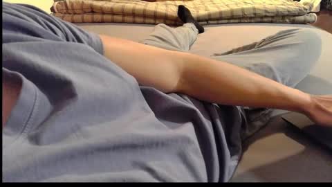 Snapshot of 87johnny chatting on 12-10-24, 10:26 87johnny online show from 12-10-24, 10:26