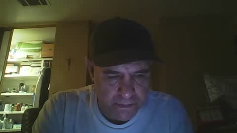 Snapshot of 8inchthrobbincock chatting on 11-23-25, 12:05 8inchthrobbincock online show from 11-23-25, 12:05