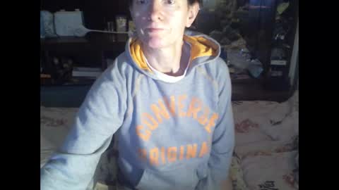 Snapshot of 8mistress8 chatting on 11-30-25, 04:22 8MISTRESS8 online show from 11-30-25, 04:22