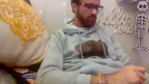 Snapshot of 90210screamer chatting on 10-28-25, 08:55 90210screamer online show from 10-28-25, 08:55